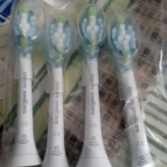 New! Philips Sonicare C3 Premium clean Control 4 Brush Heads Fast S/H value buy! - Picture 8 of 11